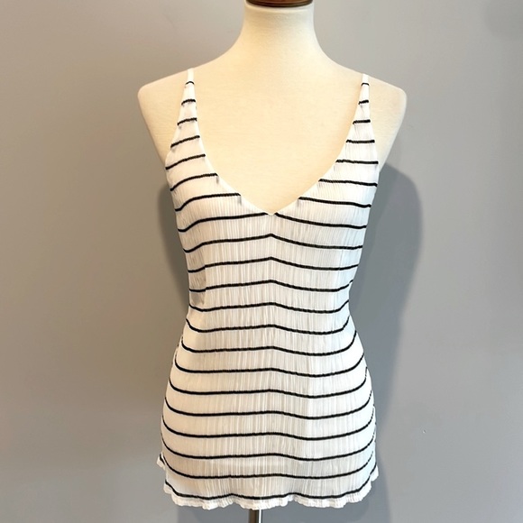 Shona Joy Navy and White Striped Pleated Chiffon Camisole Tank Top Size 4 - Picture 1 of 9